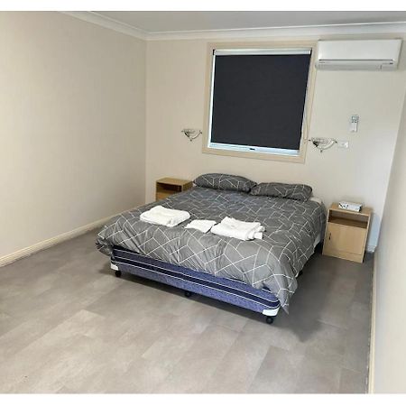 Yetholme Motel Екстер'єр фото